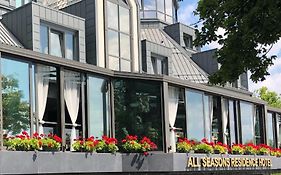 All Seasons Residence Design Hotel - Free Parking